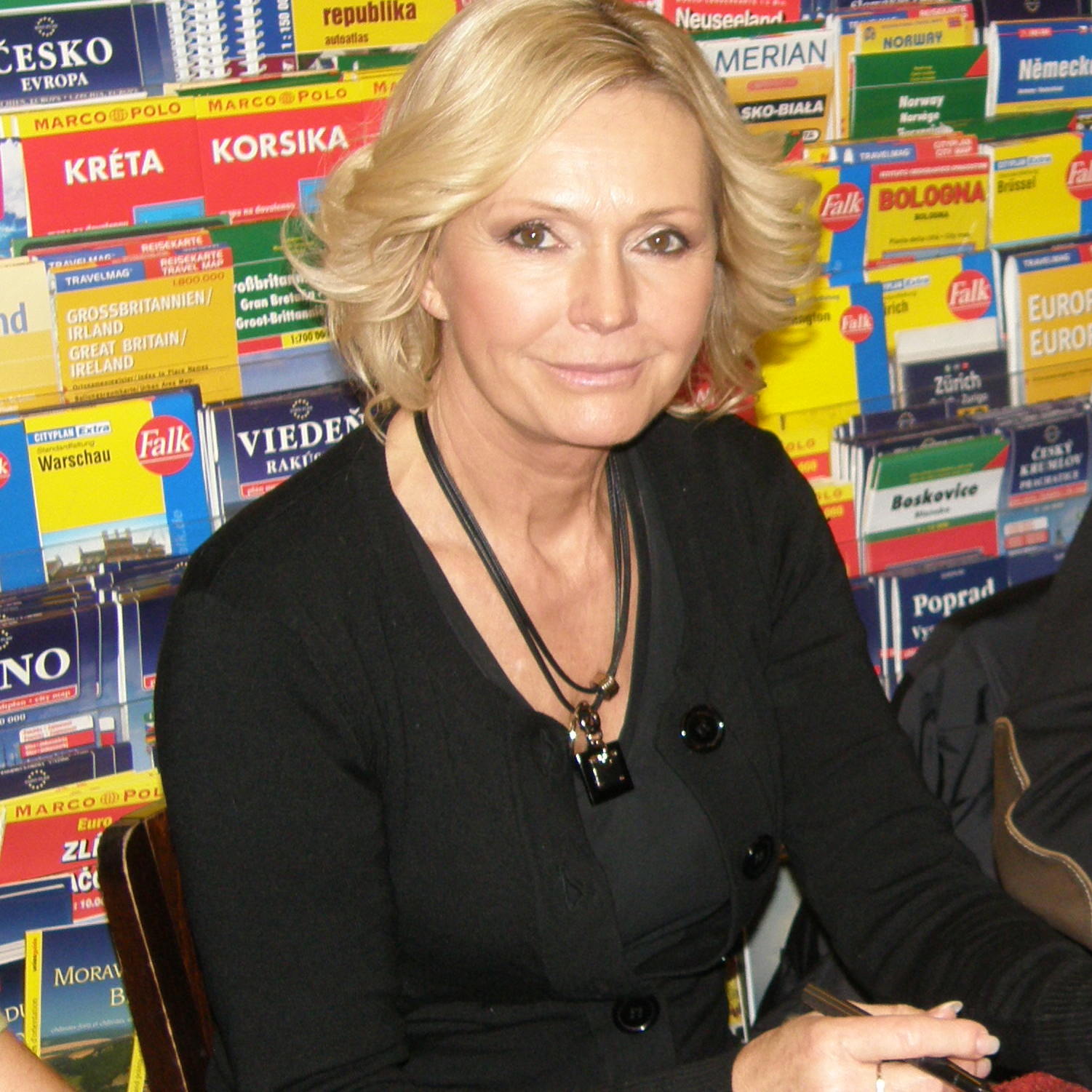 Helena Vondráčková — Červená řeka